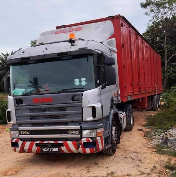 GLSB box truck