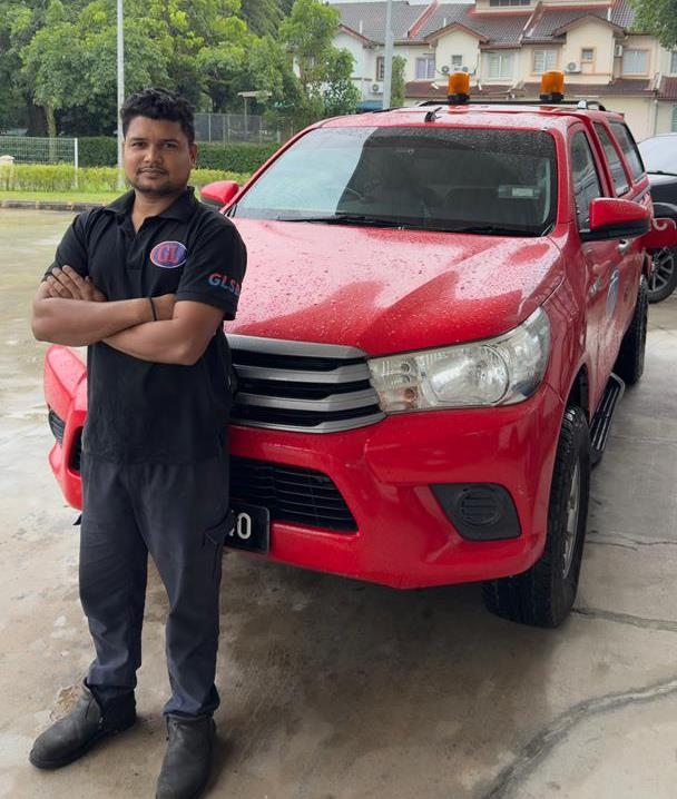 GLSB Emergency Response Team member with response vehicle